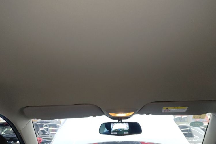 宝骏510 2019款 1.5L 手动乐享型77kW 国VI中控内饰22