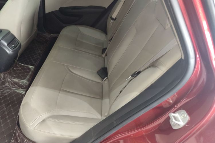 别克 英朗 2021款 典范 1.5L 自动精英型中控内饰21