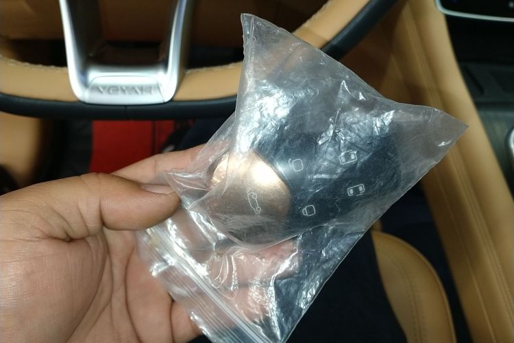 岚图汽车 岚图梦想家 2024款 PHEV 超长续航卓越版中控内饰11