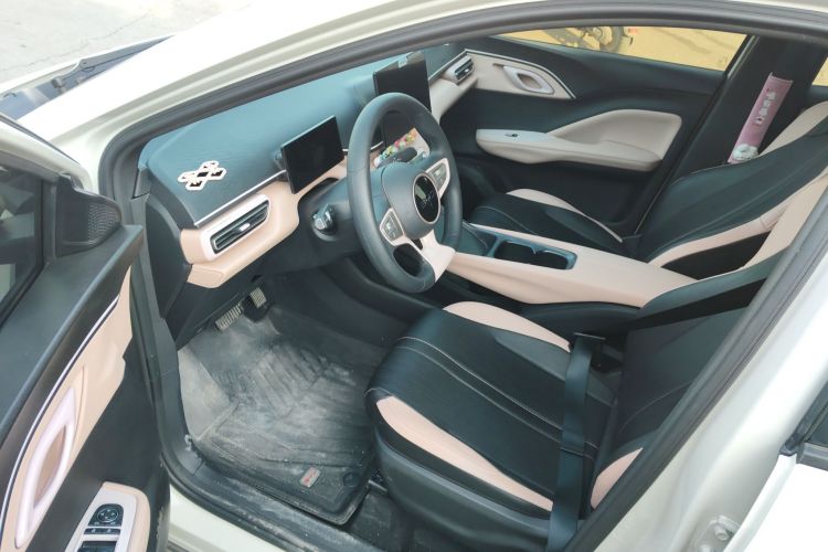 比亚迪 海鸥 2025款 智驾版 305km 活力版中控内饰7003