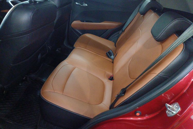 宝骏510 2017款 1.5L 自动豪华型中控内饰21