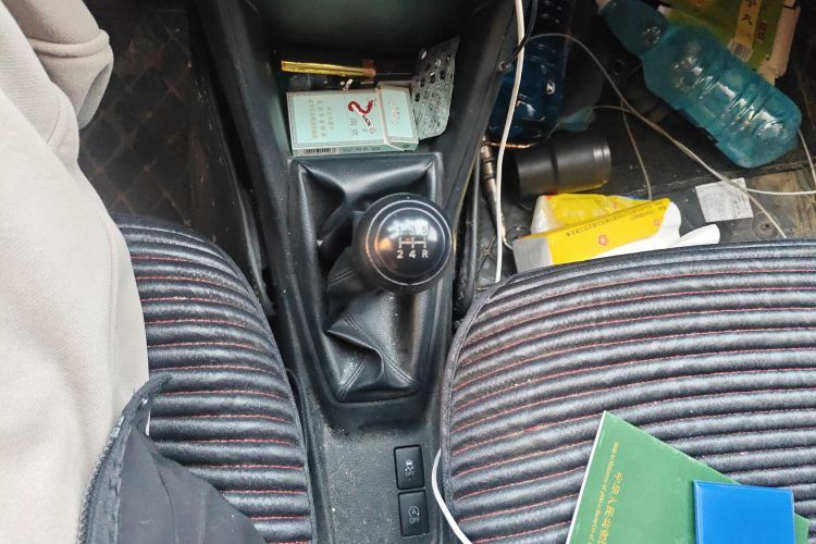 丰田 威驰 2019款 1.5L 手动创行版中控内饰18