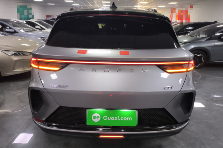 ARCFOX极狐 极狐 阿尔法T(ARCFOX αT) 2022款 653S+ 160kW车身外观6