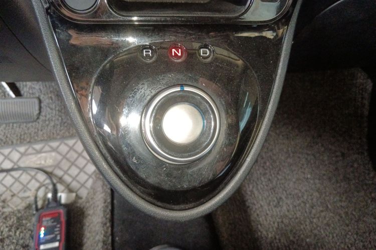 欧拉黑猫 2021款 351km 标准型中控内饰18