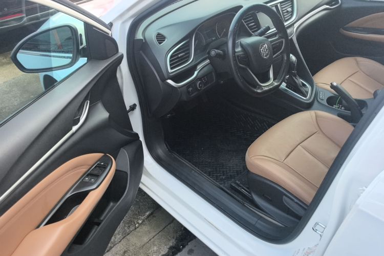 别克 英朗 2018款 18T 自动旗舰型中控内饰20