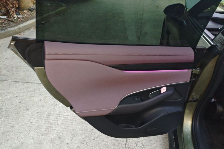 小米汽车 小米SU7 2024款 四驱超长续航高阶智驾Max版中控内饰7008