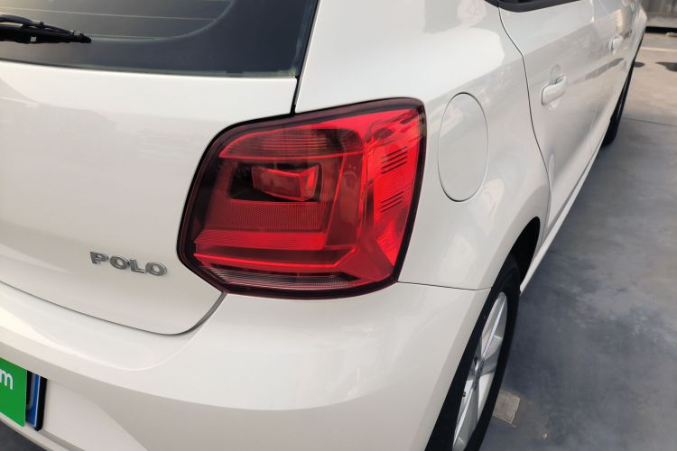 大众 Polo 2016款 1.4L 手动风尚型车身外观9