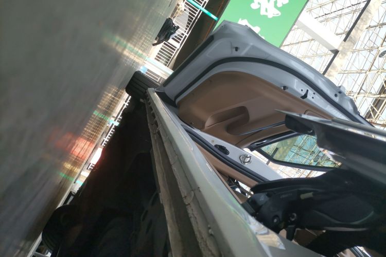 别克GL8 2021款 ES陆尊 653T 旗舰型局部细节9002