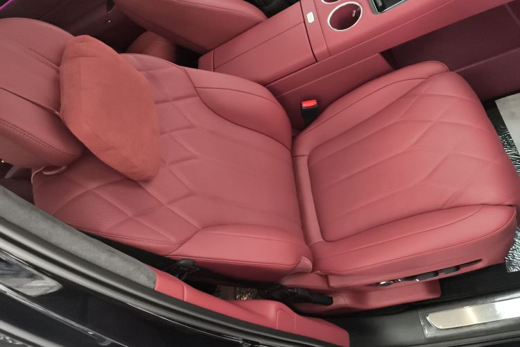 鸿蒙智行 问界M8 2025款 增程 Max+版 53.4kWh 6座版局部细节41