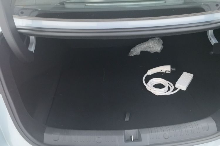 比亚迪 秦L 2025款 DM-i 智驾版 120KM超越型局部细节23