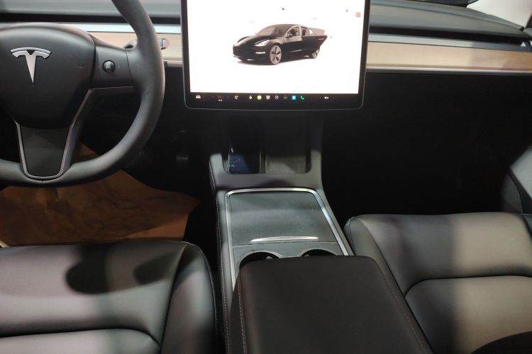 特斯拉 Model 3 2022款 后轮驱动版局部细节16
