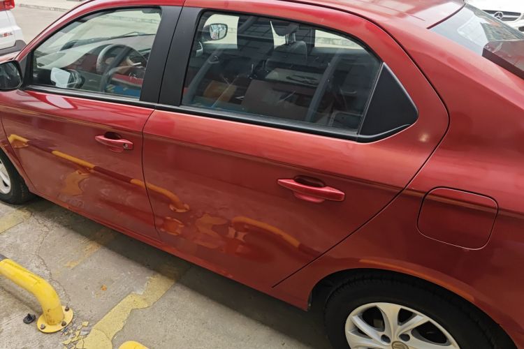 雪铁龙 爱丽舍 2014款 1.6L 自动时尚型车身外观6003