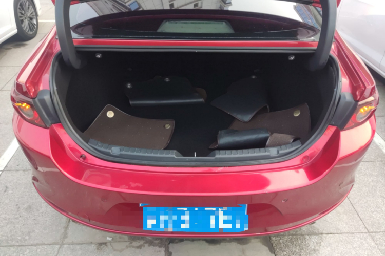 马自达3 昂克赛拉 2020款 2.0L 自动质雅版机舱底盘23