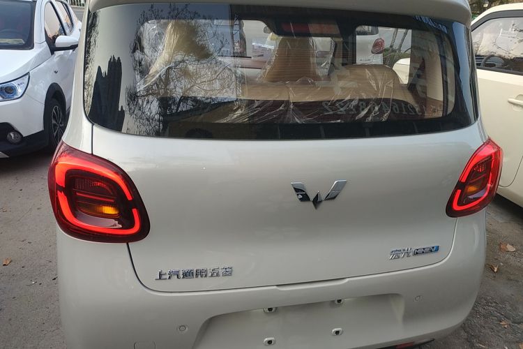 五菱汽车 宏光MINIEV 2025款 四门版 进阶款车身外观6