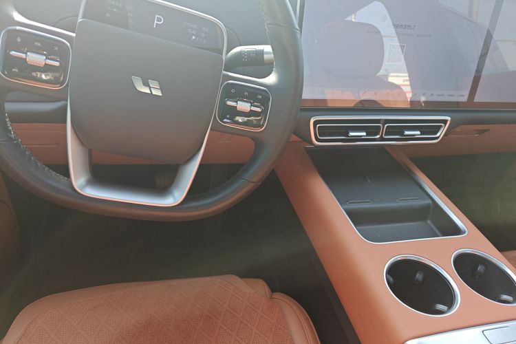 理想汽车 理想L7 2023款 Air中控内饰18