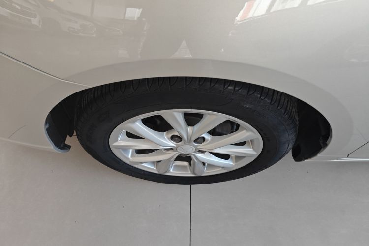 荣威i5 2020款 1.5L 自动4G互联领豪版车身外观6007