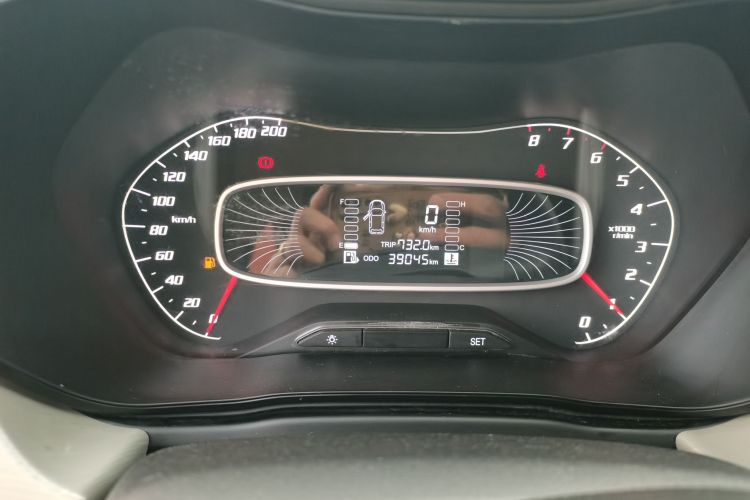 宝骏510 2017款 1.5L 手动舒适型中控内饰14