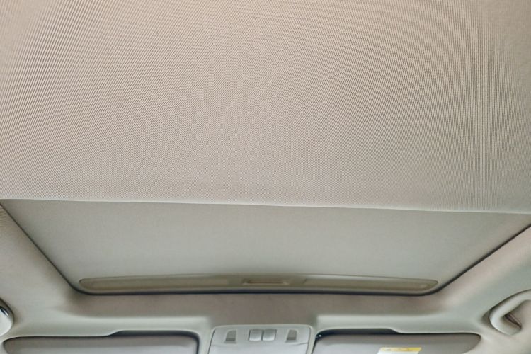 别克 英朗 2013款 GT 1.6L 自动时尚版中控内饰22