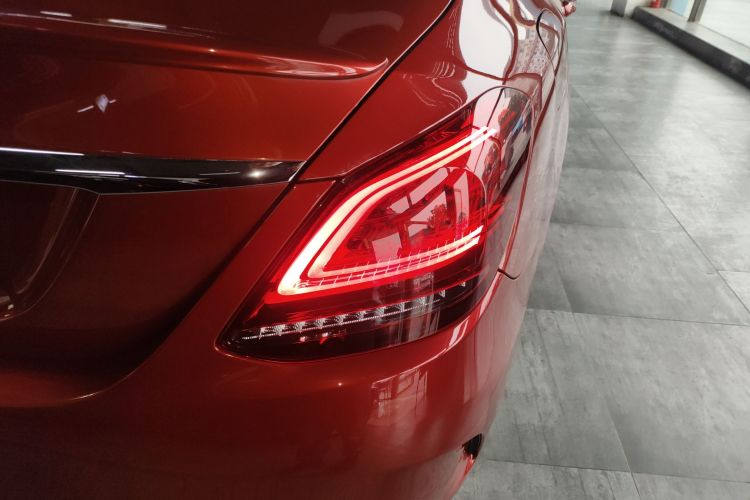 奔驰C级 2020款 C 260 运动版车身外观6006