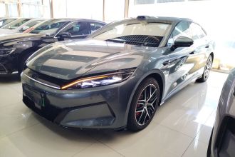 比亚迪 汉L 2025款 DM-p 四驱激光雷达旗舰型