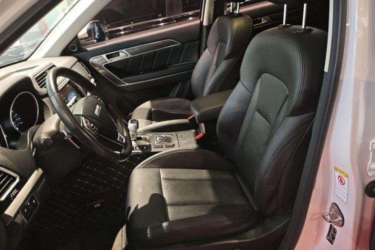 哈弗H6 Coupe 2017款 蓝标 2.0T 自动两驱精英型中控内饰19