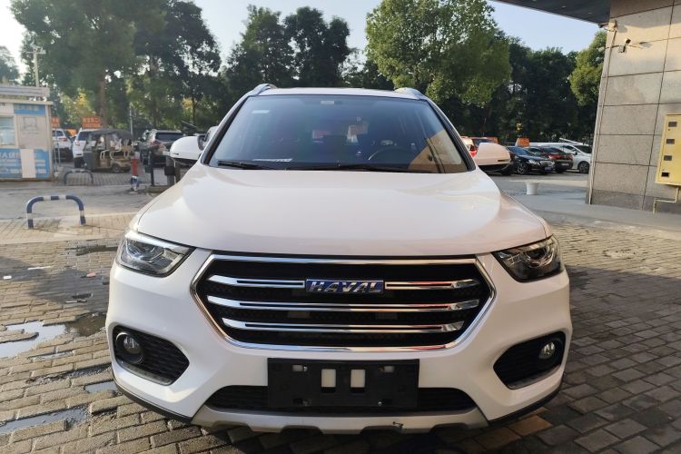 哈弗H6 2017款 蓝标 运动版 1.5T 手动两驱精英型车身外观2