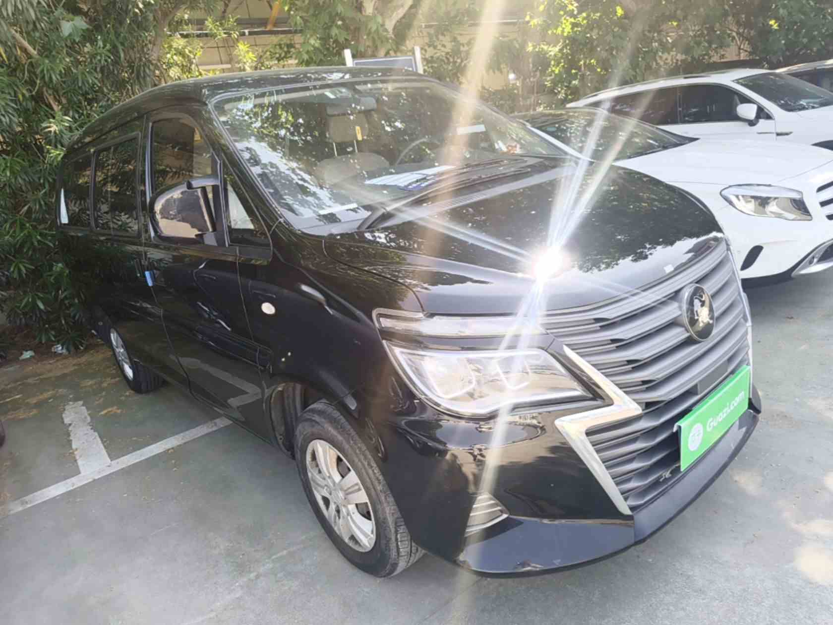 东风风行 菱智 2023款 M5L 1.6L 基本型 7座(5)