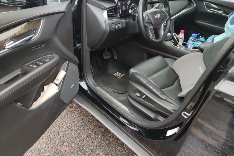 凯迪拉克XT5 2018款 25T 豪华型中控内饰7003