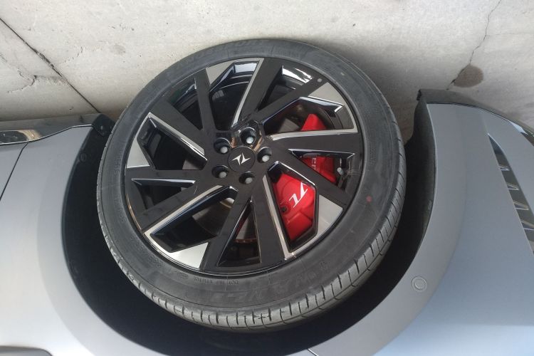 东风奕派 eπ007 2024款 纯电 540四驱Max版车身外观6007