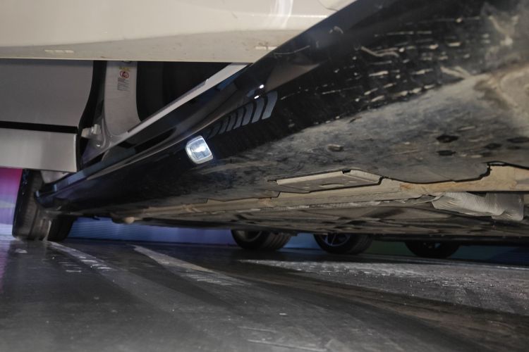 腾势Z9GT 2024款 1100四驱Ultra版局部细节9001