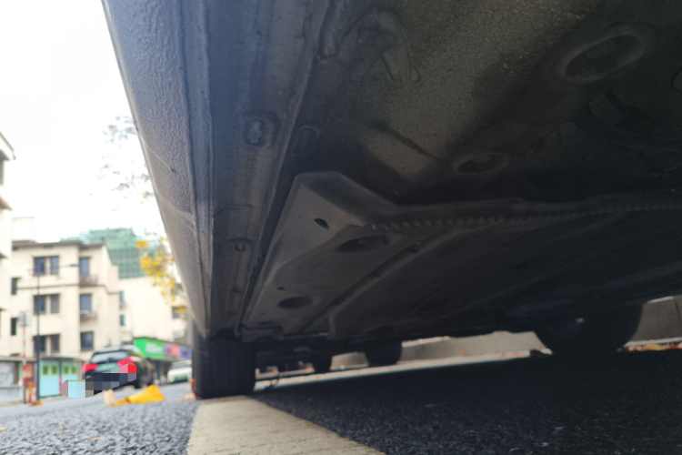 大众 高尔夫 2019款 200TSI DSG舒适进取版 国VI局部细节9003