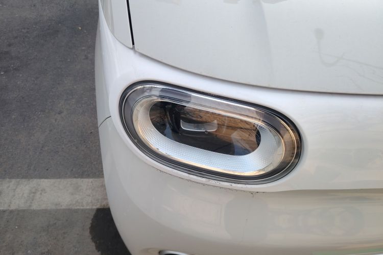 五菱汽车 宏光MINIEV 2024款 第三代 215km 青春版车身外观8