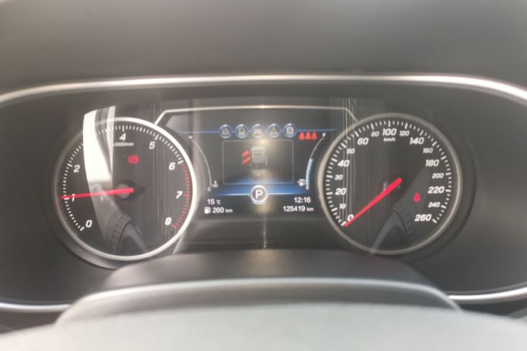 红旗H5 2019款 30TD 灵动版中控内饰14