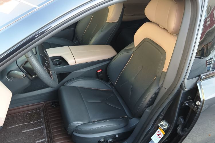 深蓝汽车 深蓝SL03 2023款 200Max增程版局部细节19