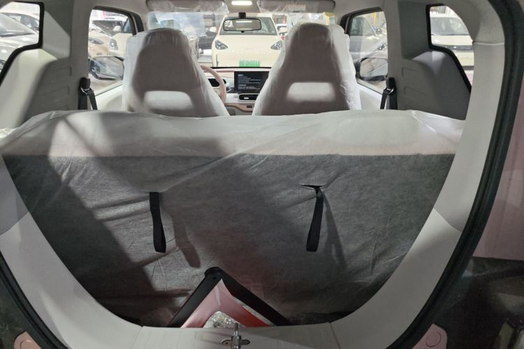 吉利银河 熊猫 2025款 210km 元气熊机舱底盘23