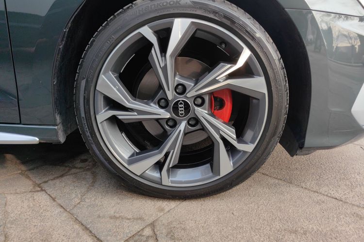 奥迪A3 2022款 Sportback 35 TFSI 豪华运动型车身外观10