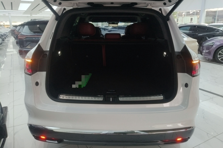 鸿蒙智行 问界M8 2025款 增程 Max+版 53.4kWh 5座版局部细节23