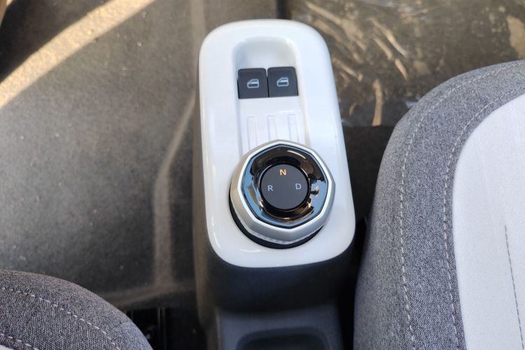 吉利银河 熊猫 2025款 210km 元气熊中控内饰18