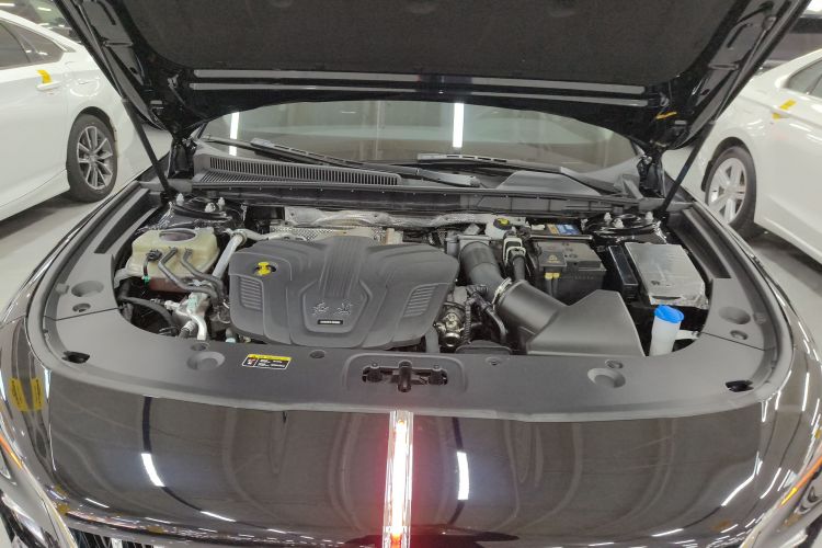 红旗H5 2023款 2.0T 自动智联旗畅版局部细节24