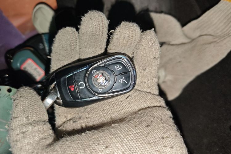 别克 昂科旗 2020款 28T 两驱豪华型中控内饰11