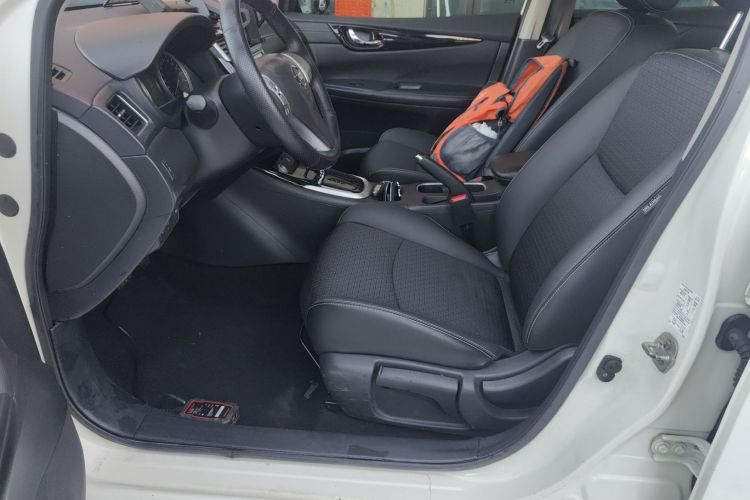 日产 骐达TIIDA 2016款 1.6L CVT智行版中控内饰19