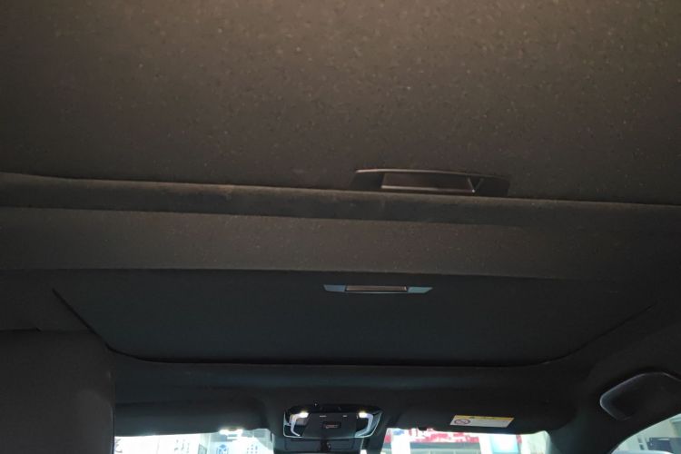 丰田 凯美瑞 2024款 双擎 2.0HXS 运动Plus版中控内饰22