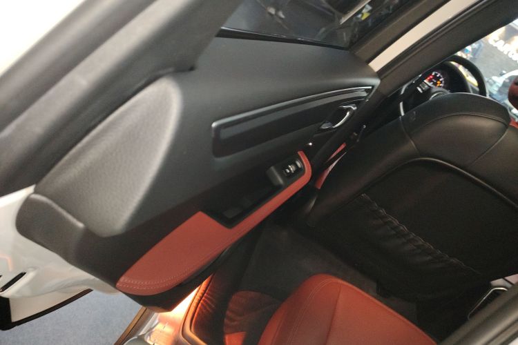 保时捷 2023款 Macan 2.0T中控内饰49