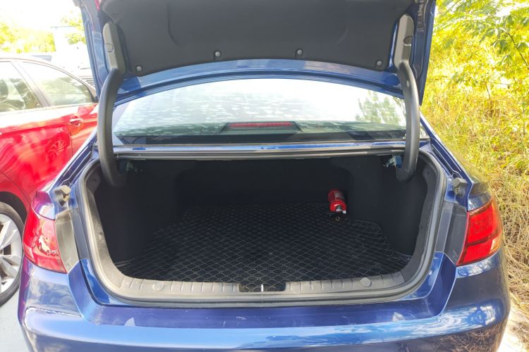 吉利汽车 帝豪GL 2020款 1.4T CVT尊贵型局部细节23