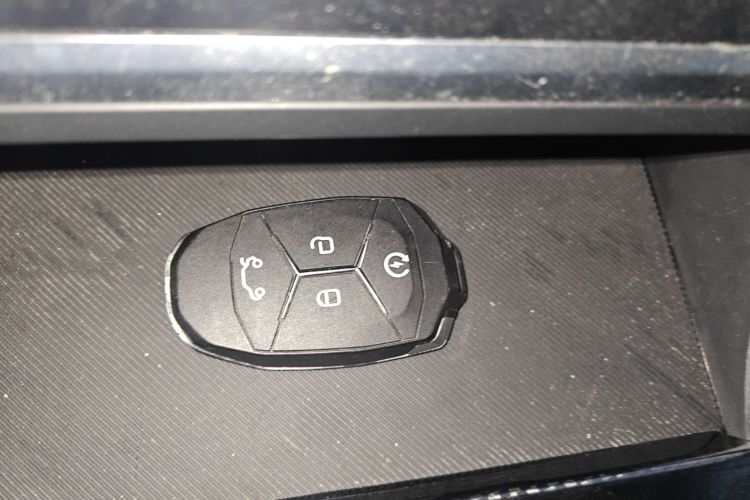 领克01 2018款 2.0T 两驱型+版中控内饰7001