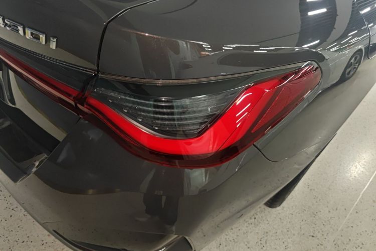 宝马4系 2023款 430i Gran Coupe M运动曜夜套装车身外观6006