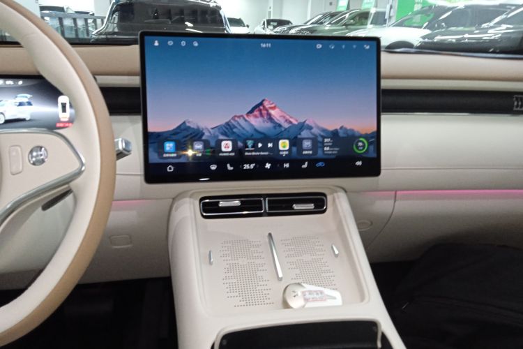 岚图汽车 岚图FREE 2025款 FREE+ 四驱乾崑版中控内饰16