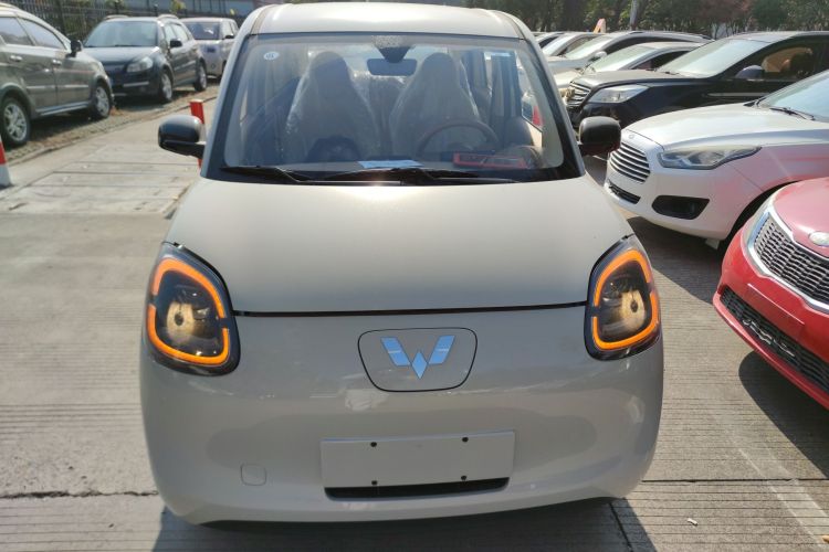 五菱汽车 宏光MINIEV 2025款 四门版 进阶款车身外观2