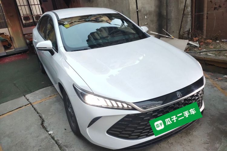 比亚迪 秦PLUS 2025款 DM-i 智驾版 128KM进取型车身外观3