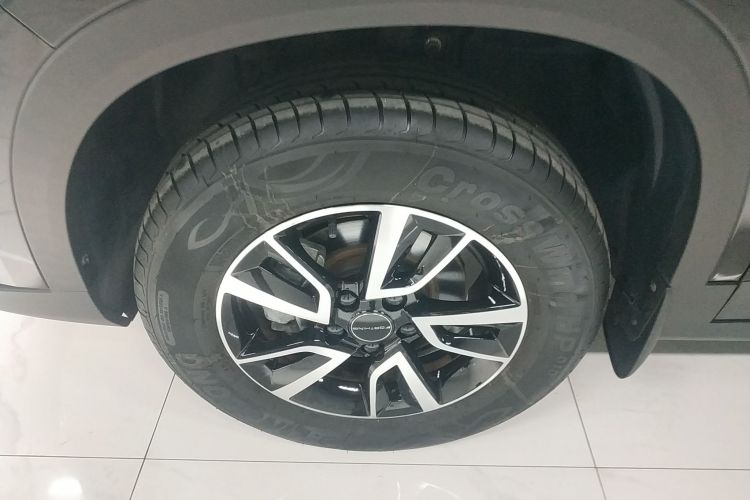 东风风行 风行T5 2022款 盛世款 1.6L 手动筑梦版五座车身外观6007